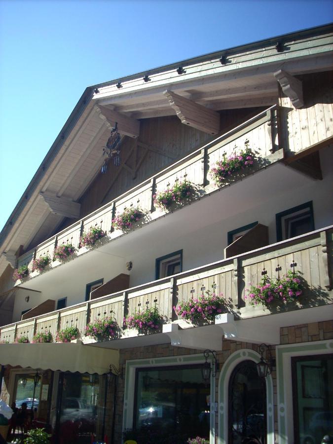 Hotel Dolomiti Di De Martin D Oscar Comèlico Superiore Dış mekan fotoğraf