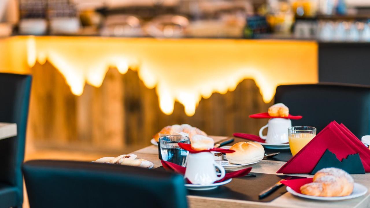 Hotel Dolomiti Di De Martin D Oscar Comèlico Superiore Dış mekan fotoğraf